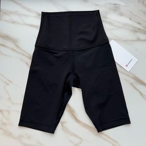 Lululemon Super High Rise Short 10”